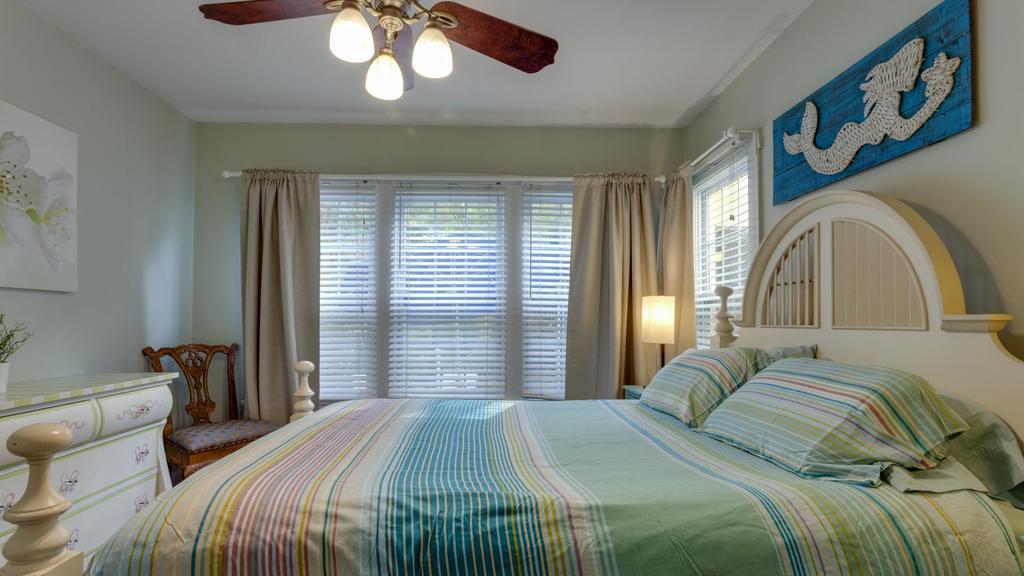 Pag Beachhouse Rentals Сант Пит Бич Экстерьер фото